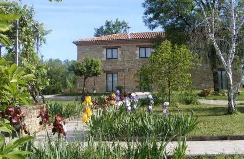 Saint-Antonin Noble Val Bed & Breakfast | Lou Papagai