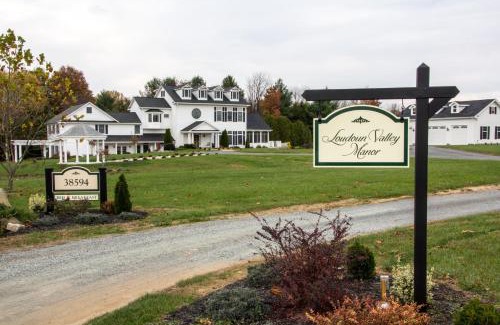 Waterford Bed & Breakfast | Loudoun Valley Manor B&B