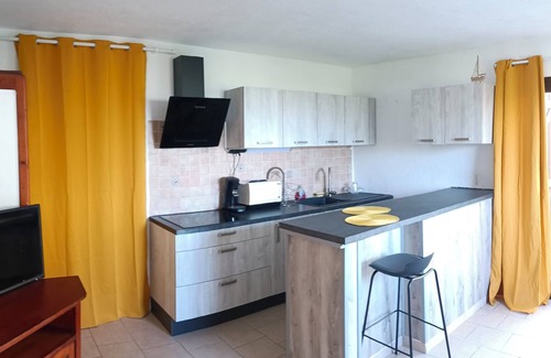 Serra-di-Ferro Apartment | Loue Studio à Serra Di Ferro Idéal Pour 2 Personnes, Entièrement Rénové
