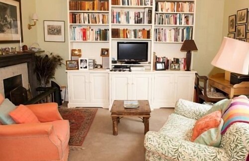 Collinstown Bed & Breakfast | Lough Bawn House