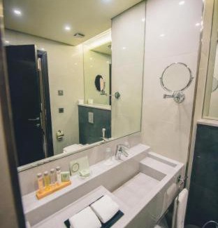 Dbayeh Hotel | Louis V Hotel Beirut