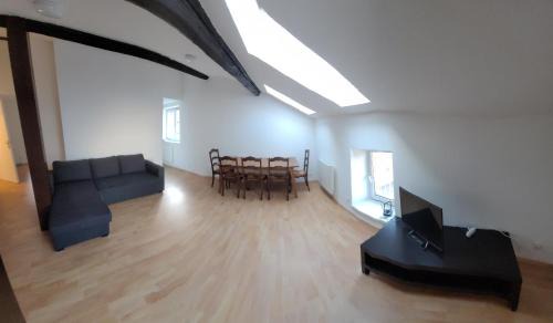 Boulay-Moselle Apartment | Louise's Loft