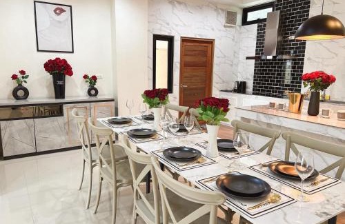 Wang Thonglang Villa | Love House