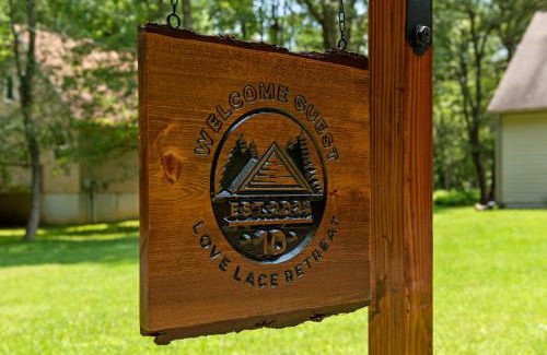 Albrightsville House | Love Lace Retreat