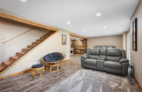 Brainerd House | Love Lake Manor