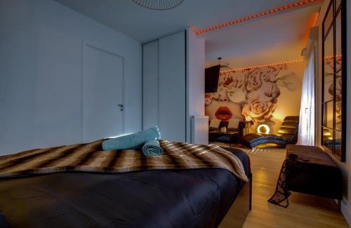 Aucamville Apartment | Love Room - Balnéo - Insolite- Détente