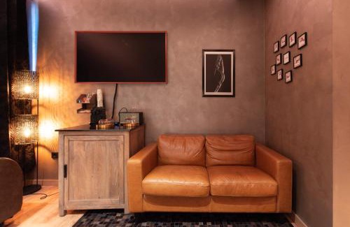 Gare Apartment | LOVE ROOM - Luxembourg