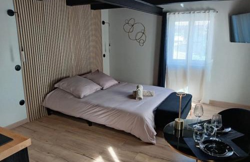 Betschdorf Apartment | Love room Saphir
