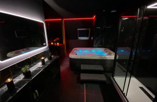 Erstein Apartment | Love room spa