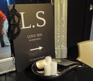 Saint-Pois House | Love Spa Normandie
