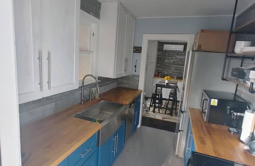 Highland Historic District Apartment | Lovely 1 bedroom apartment in a central location