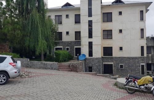 Dhirkot Apartment | Lovely 1 bedroom condo with majestic views