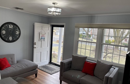 North Caldwell Apartment | Lovely 1-Bedroom sun-filled private apartment close to NYC