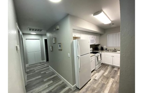 Las Vegas House | Lovely 2+2 Apartment D ,1061 sqft