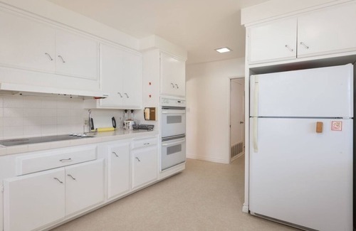 Ladera Heights House | Lovely 2 bed/3 bath,Pool Home - West LA/Culver City/Marina Del Rey/Venice