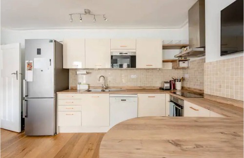 Streatham Hill Apartment | Lovely 2 bed garden flat near Tulse Hill station