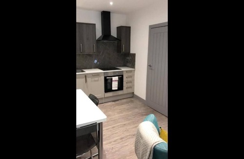 Stanford-le-Hope Apartment | Lovely 2-Bed Apartment in Stanford-le-Hope