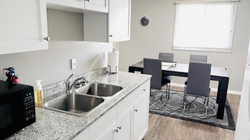 Camrose Apartment | Lovely 2 Bedroom apartment
