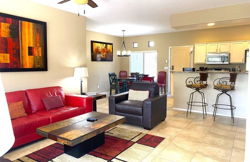 Rancho Vistoso Condo | Lovely 2 Bedroom Condo Just Steps From the Heated Pool and Spa!