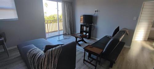 Parklands Apartment | Lovely 2 bedroom condo with balcony and a view!