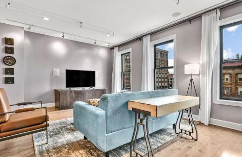Downtown Springfield Apartment | Lovely 2-Bedroom Unit in Springfriend