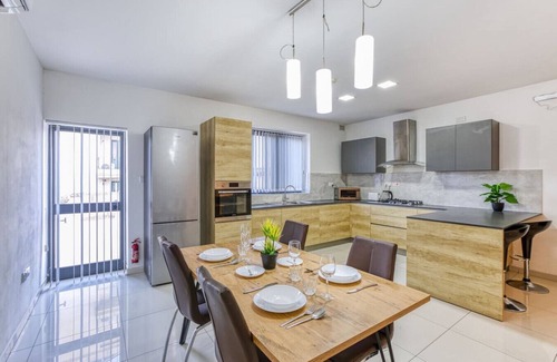 Msida Apartment | Lovely 2BR APT with outdoor space in central Msida