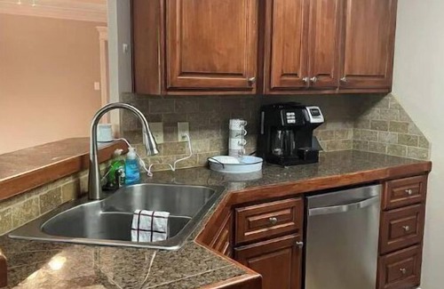 Cabot House | Lovely 3 bedroom, 2 bath home with play room