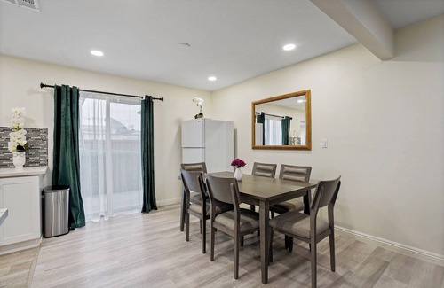 Cypress Apartment | Lovely 3-bedroom apartment within 15 minutes of Disneyland/Central OC