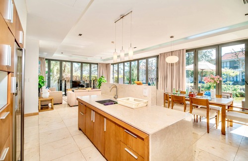 Ngu Hanh Son Villa | Lovely 3 bedrooms Villa 5* Da Nang city resort