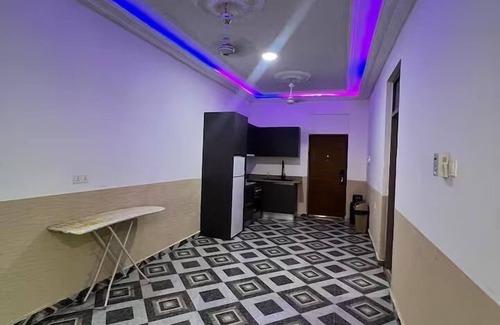 Nopendaw House | Lovely 5-Bed House Getaway Duplex in Accra