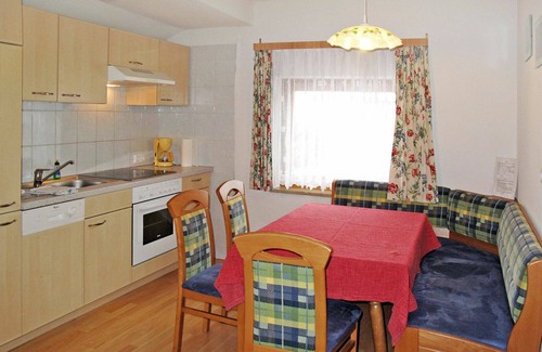 St. Valentin auf der Haide Apartment | Lovely apartment for 4 guests with WIFI, TV, terrace and parking