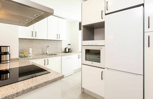 Torre del Mar Apartment | Lovely apartment for 4 guests with pool, A/C, WIFI and terrace