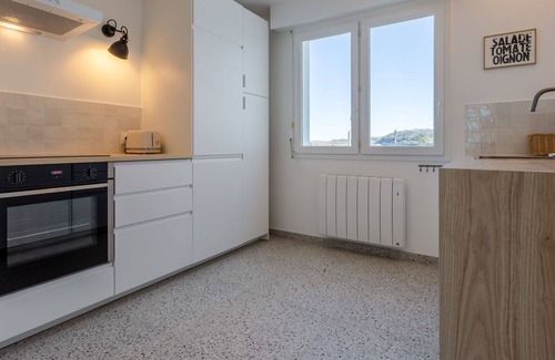 (le) Mesnil Hue Apartment | Lovely apartment for 4 people with WIFI, TV and parking