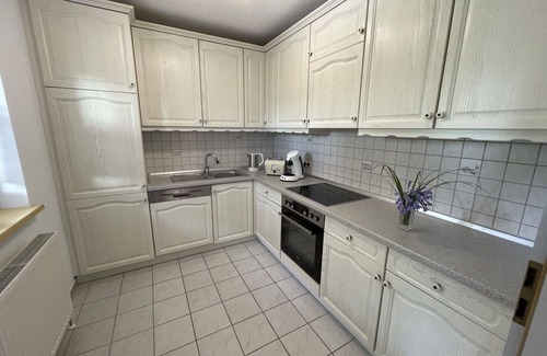 March Apartment | Lovely apartment for 5 guests with WIFI, TV, balcony and parking