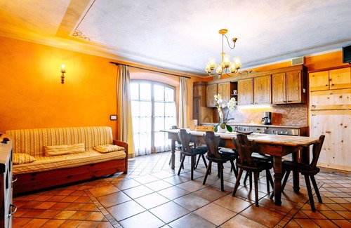 Coredo Apartment | Lovely apartment for 8 guests with WIFI, TV, terrace, pets allowed and parking