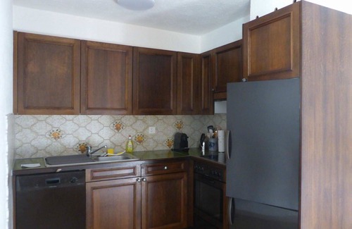 Valbella Apartment | Lovely apartment for 4 guests with WIFI, TV and balcony