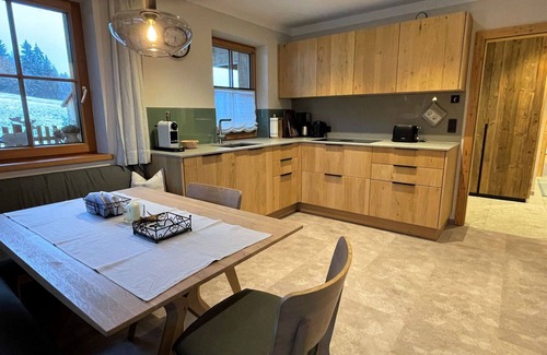 Auffach Villa | Lovely apartment in villa for 4 people with WIFI, TV, patio and parking
