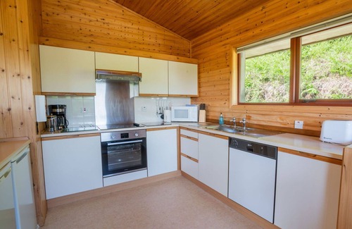 East Lewiston House | Lovely apartment in villa for 6 people with WIFI, TV, patio and panoramic view