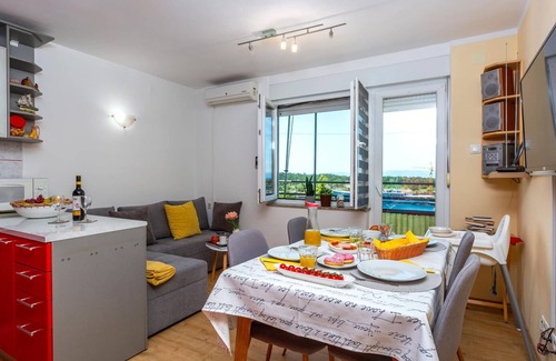 Kraljevica Apartment | Lovely apartment in Kraljevica