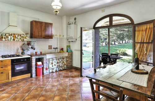 Pomarance Villa | Lovely apartment in villa for 5 people with pool, WIFI, TV, terrace and panoramic view
