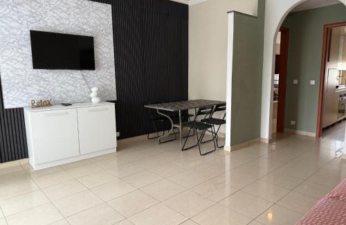 Bresso Apartment | LOVELY APARTMENT WiTH TERRACE NEAR MILAN