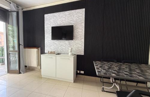 Bresso Apartment | LOVELY APARTMENT WiTH TERRACE NEAR MILAN