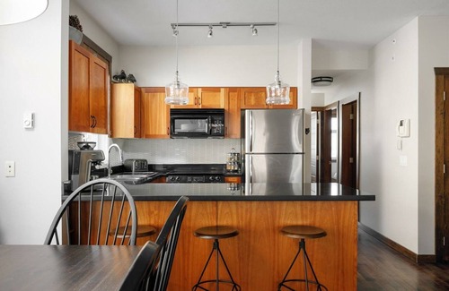 Big White Ski Resort Condo | Lovely Big White 2 bdrm ski in/out on Happy Valley Way, garage parking