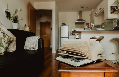 City Centre Glasgow Apartment | Lovely Bohemian Apartment in Heart of City Life