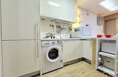 Nonhyeon-dong Apartment | lovely cozy apartment&extraordinary space of Seoul Gangnam [min 30day stay only]