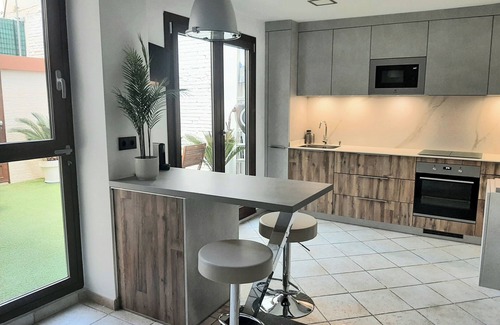Mislata House | LOVELY DESIGN HOUSE WITH INTERIOR GARDEN.