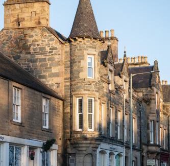 Birnam Apartment | Lovely Entire Flat in Birnam, neighbouring Dunkeld