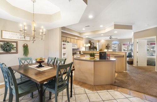 Branson Condo | Lovely Golf Condo with All-Season Sunroom and Indoor Pool Access