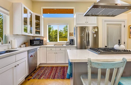 Graton House | Lovely Graton Home with Great Vibes, Wonderful Location!