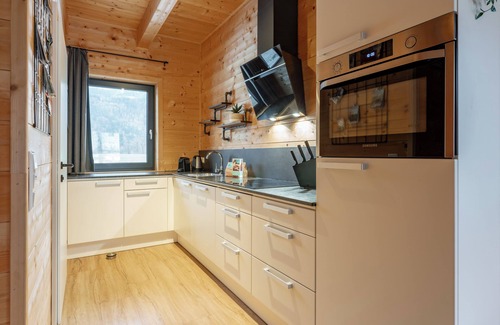 Jenig House | Lovely holiday home on park near ski resort